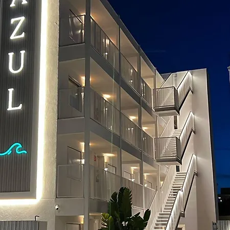 アパートホテル Azul 4*